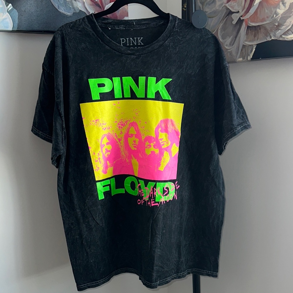 Pink Floyd Graphic Tee